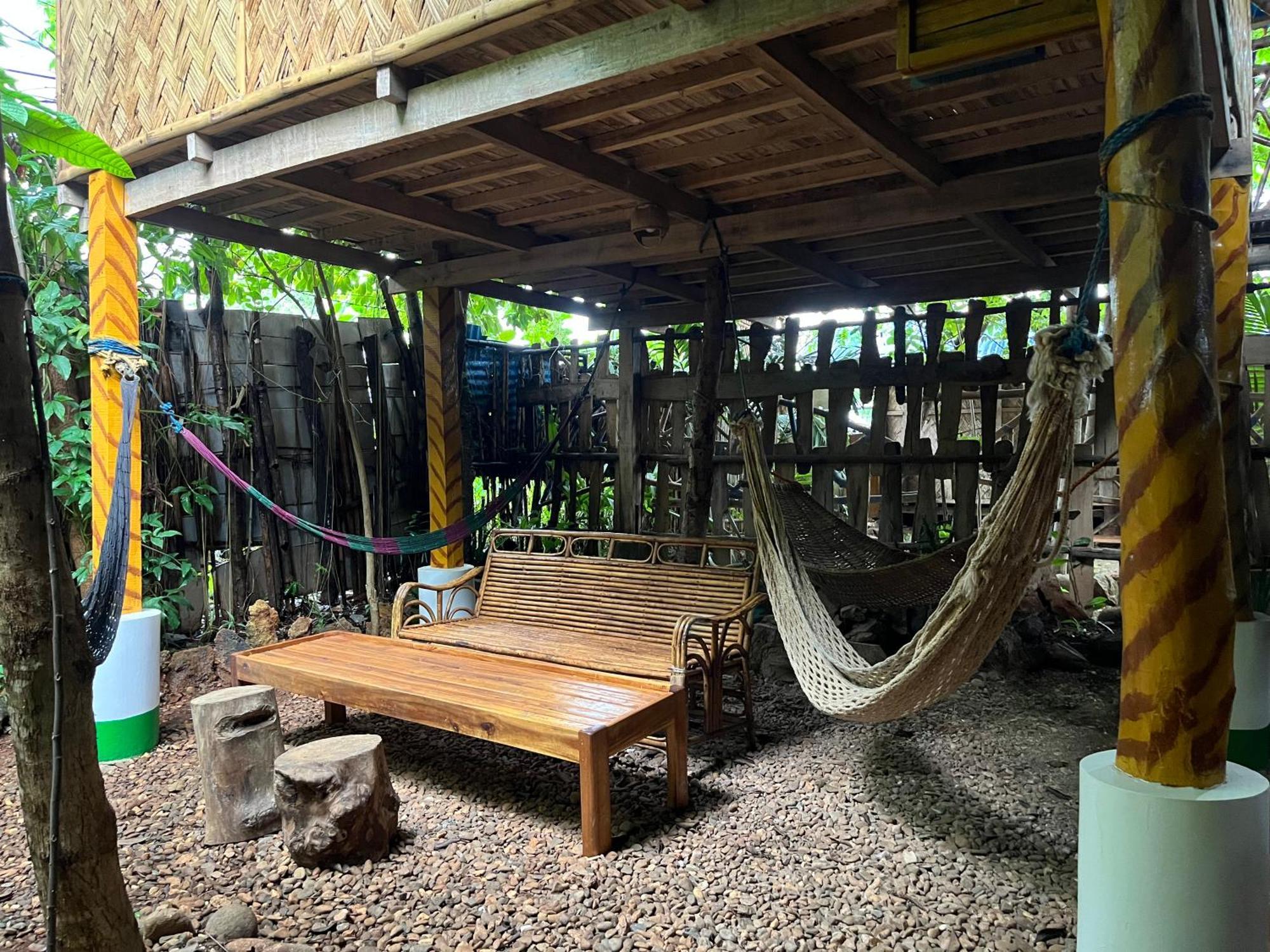 Bamboo Nest Hotel Puerto Princesa Luaran gambar
